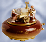 13037 Spieldose Mozart am Flgel