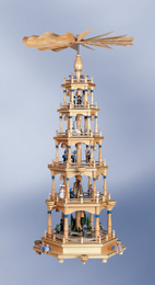 5stckige Pyramide mit elektrischer Beleuchtung